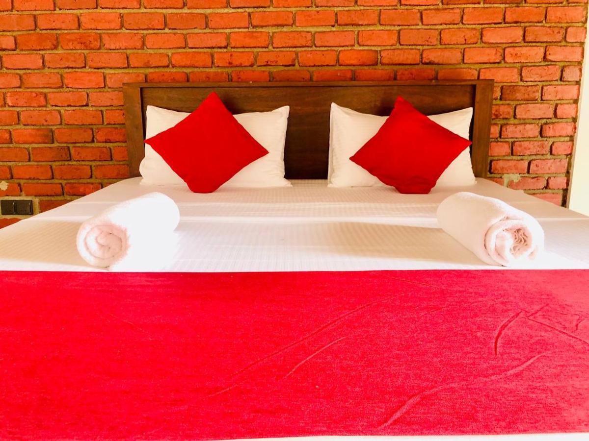Lolu Village Resort Anuradhapura Exterior photo